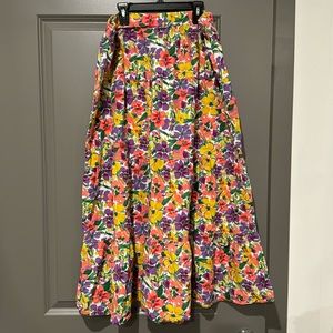 WORN ONCE - New York & Company floral skirt